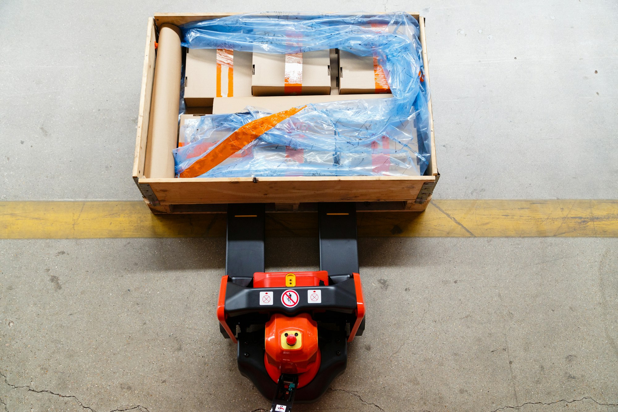 Truck with wooden pallet with boxes